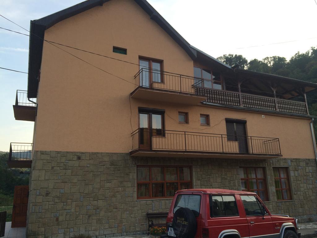 Guesthouse Smiljanic Slavkovica Buitenkant foto