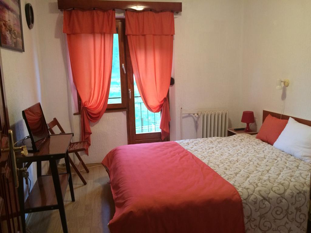 Guesthouse Smiljanic Slavkovica Buitenkant foto